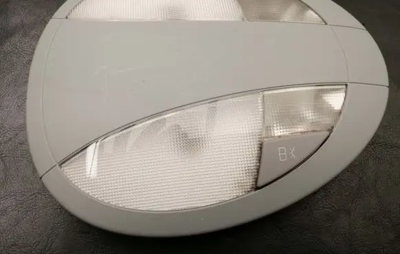 Mercedes-Benz E W211 Rear seat light A2118201901