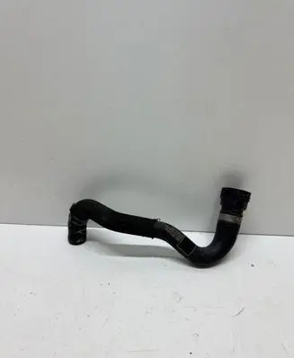 Audi A4 S4 B9 Engine coolant pipe/hose 8W0122073H