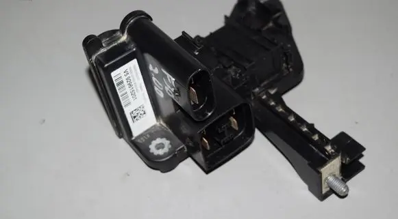 BMW 3 F30 F35 F31 Current control relay 9296152