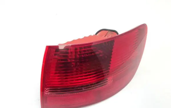 Audi A6 S6 C6 4F Rear/tail lights 4F9945096 89036913