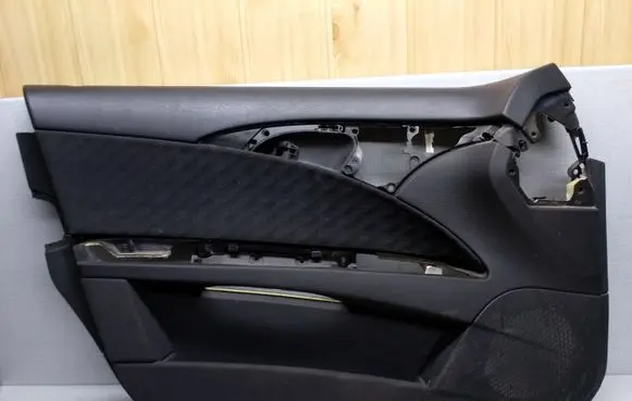 Mercedes-Benz E W211 Front door card panel trim A2117270114