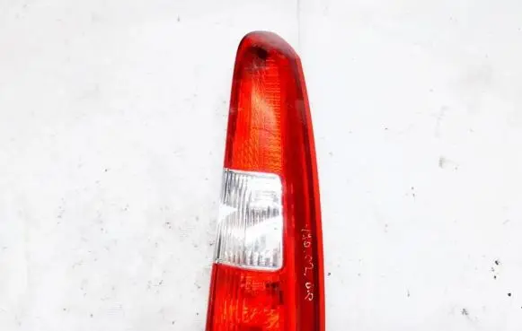 Volvo V70 Rear/tail lights 9154494