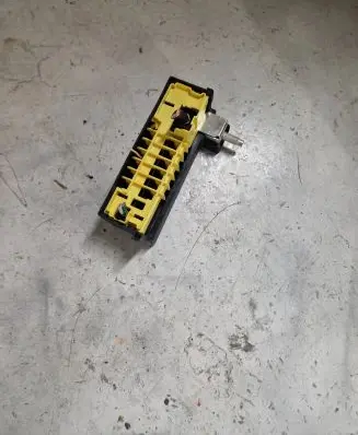 Citroen C4 Grand Picasso Fuse module 9674917380 046013813