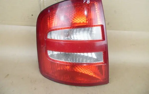 Rear/tail lights