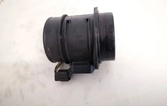 Renault Laguna III Mass air flow meter 8200914647 8200914647-a