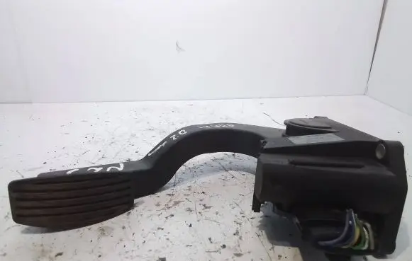 Smart ForTwo I Accelerator throttle pedal 0007749V005 287500184 0280752246