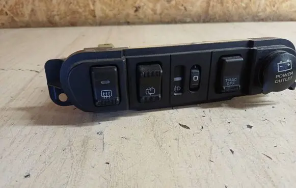 Chrysler PT Cruiser Other switches/knobs/shifts P04671622AF
