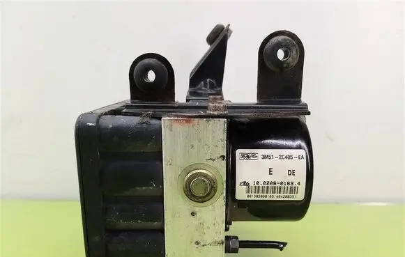 Mazda 3 I ABS Pump 3M512C405EA