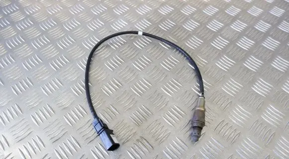 Volkswagen Tiguan Lambda probe sensor 04E906262GK