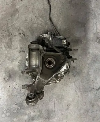 Land Rover Discovery 5 Rear wheel hub spindle/knuckle JPLA5A971BA