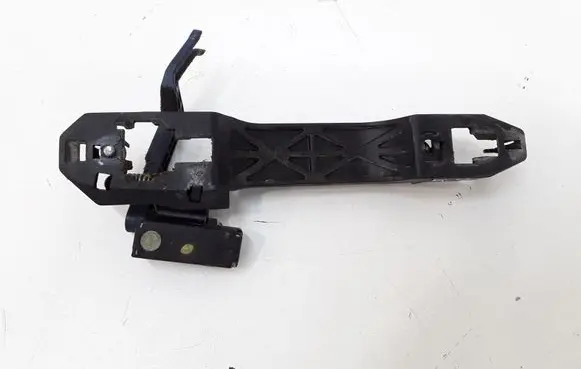 Rear door exterior handle/bracket