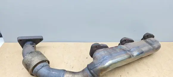 Mercedes-Benz S W221 Exhaust manifold A6421400861