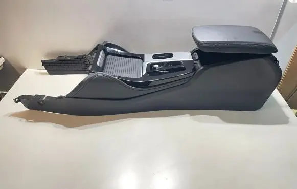 BMW X4 G02 Center console