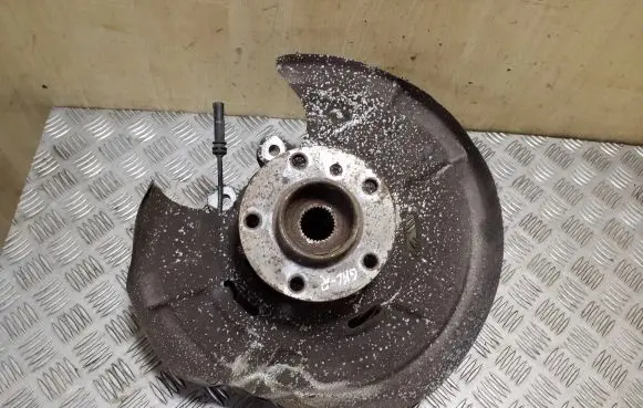 BMW 5 F10 F11 Rear wheel hub 6793770 34526784901 6784901