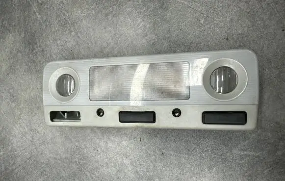 BMW 5 E39 Front seat light 8369511