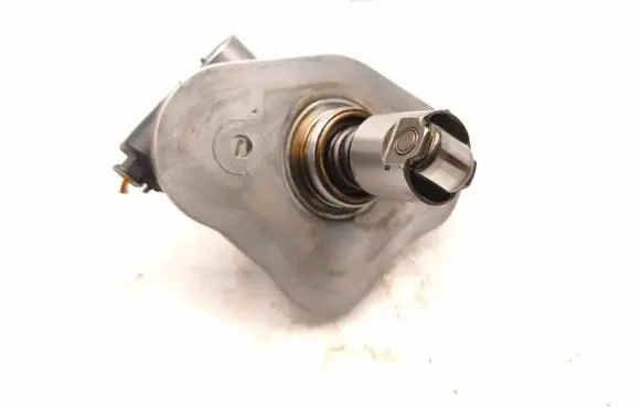 BMW 3 E90 E91 Fuel injection high pressure pump 7562473 0261520142