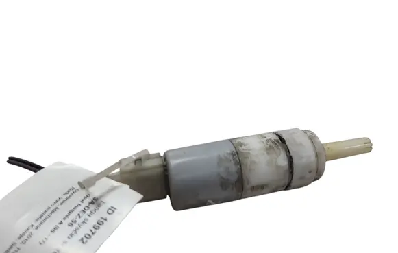 Opel Insignia A Windscreen/windshield washer pump 13250289 315569426
