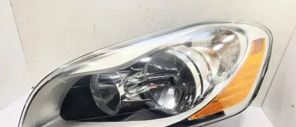 Volvo XC60 Headlight/headlamp