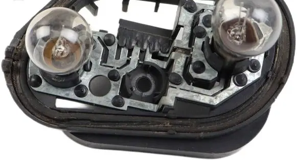 Seat Ibiza III (6L) Tail light bulb cover holder 6L6945257