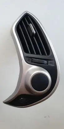 Hyundai ix35 Dashboard side air vent grill/cover trim