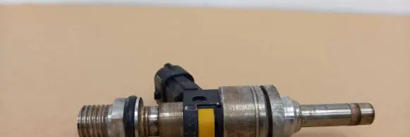 Porsche Cayenne (92A) Fuel injector 94811012871 103507511 1012430559
