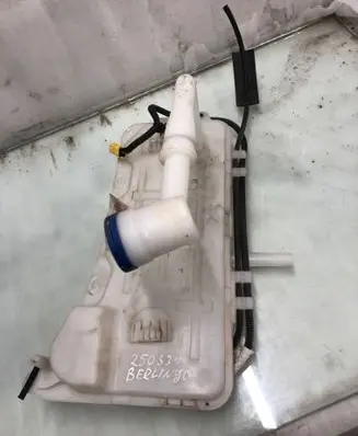 Citroen Berlingo Windshield washer fluid reservoir/tank 9817300980