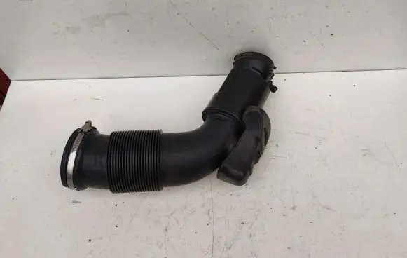 Porsche Cayenne (92A) Intercooler hose/pipe 7P0125884
