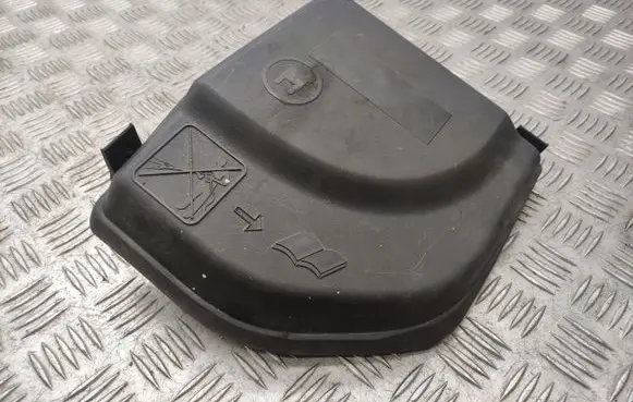 Peugeot 3008 I Fuse box cover 9658418180