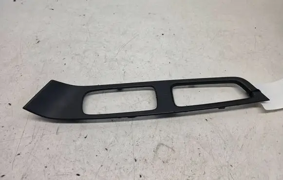 Volvo S60 Front door window switch trim 9123969