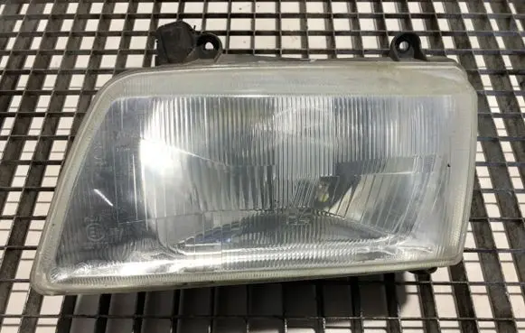 Opel Frontera A Headlight/headlamp