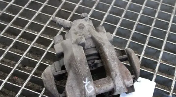 Mercedes-Benz CLS C219 Rear brake caliper