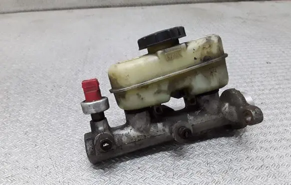 Ford Explorer Master brake cylinder F37D2K115AA