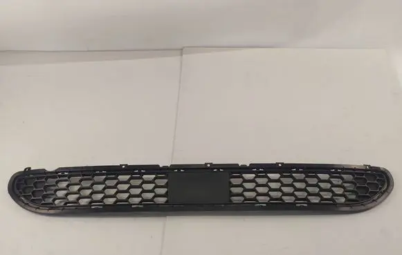 Hyundai Santa Fe Front bumper lower grill 86531S1010
