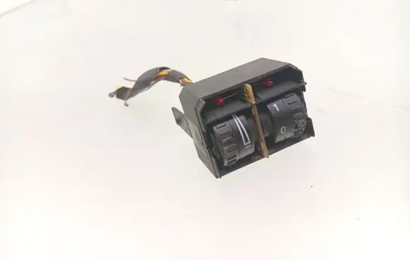 Volkswagen Touran I Headlight level height control switch 1T0941333