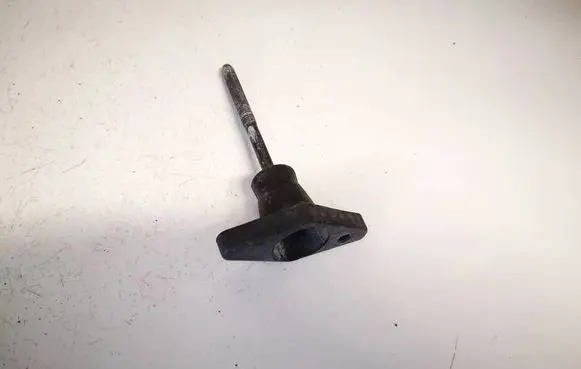 Chevrolet Captiva Spare wheel bolt 