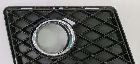Mercedes-Benz GLK (X204) Front fog light trim/grill A2048853823