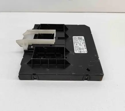 Skoda Superb B8 (3V) Central body control module F005V02784 5Q0937086CE