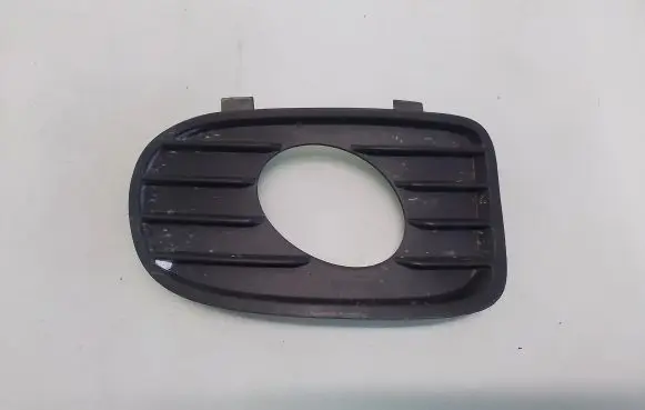 Opel Vectra B Front bumper lower grill 