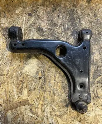 Opel Zafira B Front lower control arm/wishbone 09228465