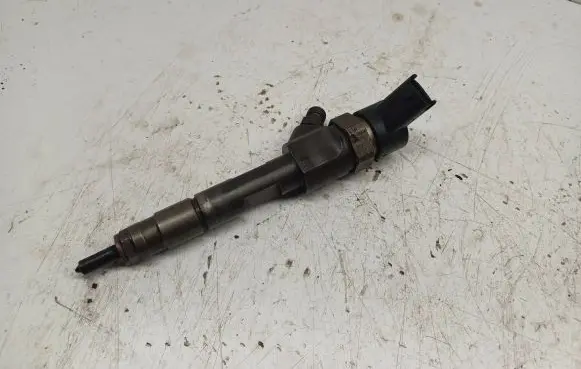 Renault Trafic II (X83) Fuel injector 0445110110B 8200100272