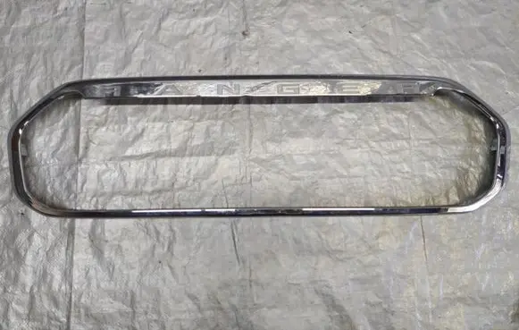 Ford Ranger Front bumper upper radiator grill