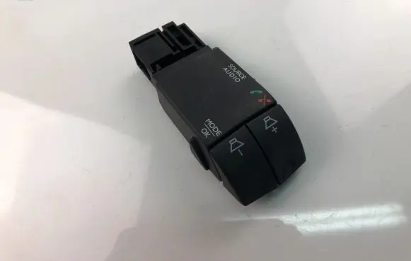 Other switches/knobs/shifts