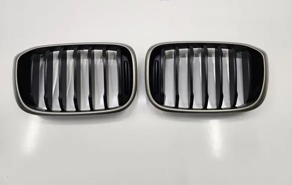 BMW X3 G01 Front bumper upper radiator grill 7464921