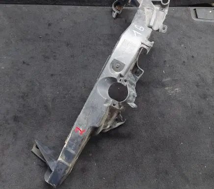 BMW 3 E90 E91 Headlight/headlamp mounting bracket 7116707 22944911