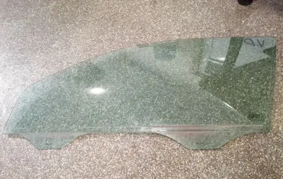 Mercedes-Benz CLC CL203 Front door window/glass (coupe) 