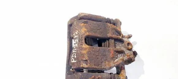 Nissan Note (E11) Front brake caliper