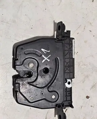 Tailgate/trunk/boot lock/catch/latch