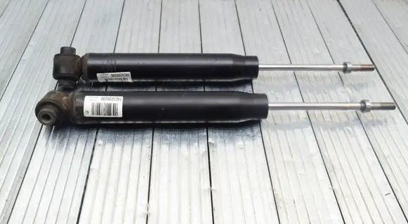 Peugeot 3008 II Rear shock absorber/damper 9823286280