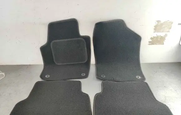 Volkswagen Polo V 6R Car floor mat set 6RF863011
