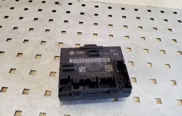 Skoda Superb B6 (3T) Door control unit/module 8X0959793B